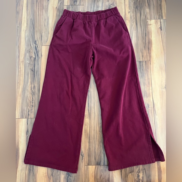 Beyond Yoga Sweat Set (Size Medium) - Picture 5 of 6